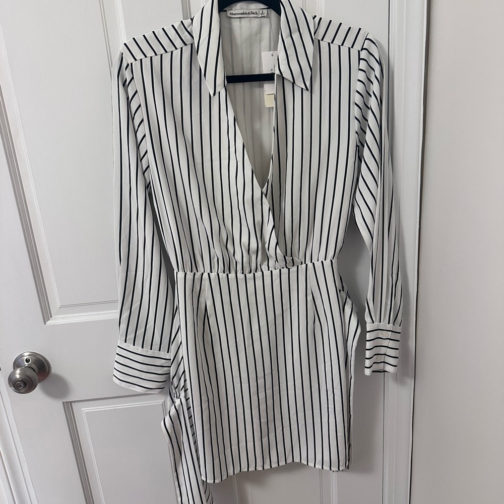 Abercrombie & Fitch Long Sleeve Striped Wrap Dress